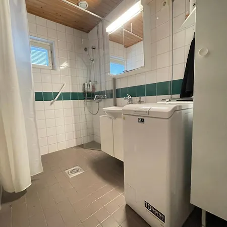 Accommodatie bij particulieren King-size Bed Private In Shared Near Sello *